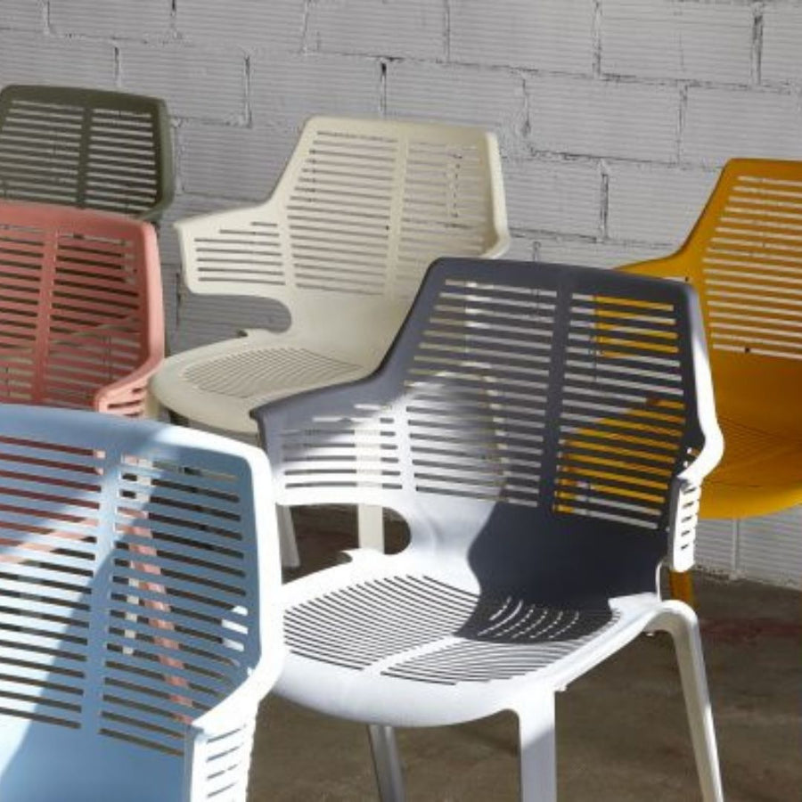 SILLÓN CON BRAZOS IKONA