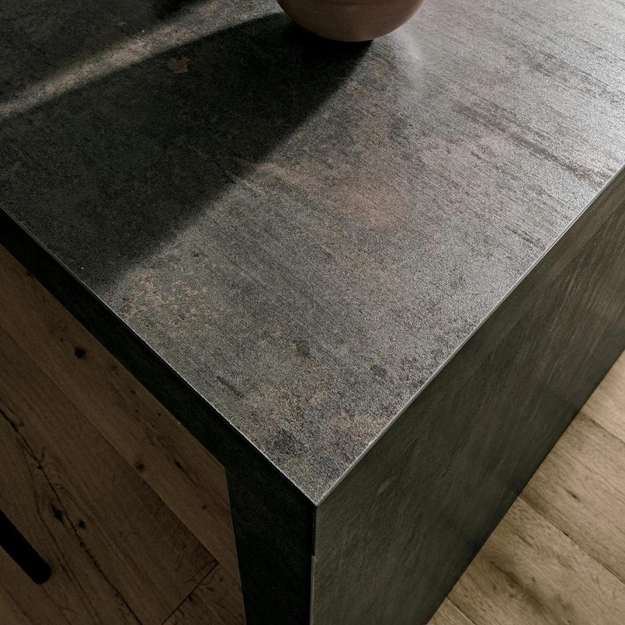 MODEL ISLAND 03 | MODERN KITCHENS