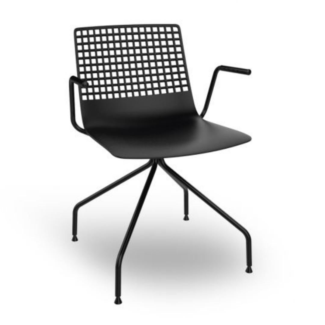 CHAIR WITH WIRE SPIDER ARMS