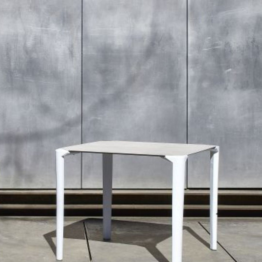 CORNER TABLE 120X80