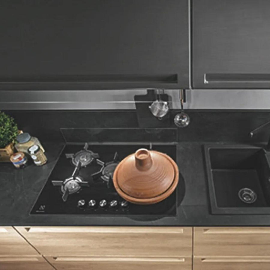 MODEL ISLAND 04 | MODERN KITCHENS
