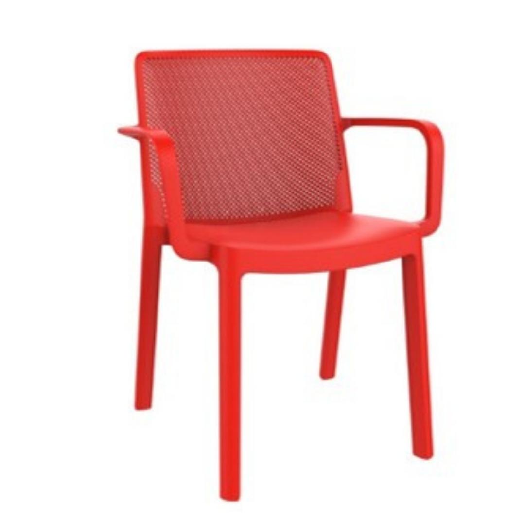 CHAIR WITH FRESH ARMS
