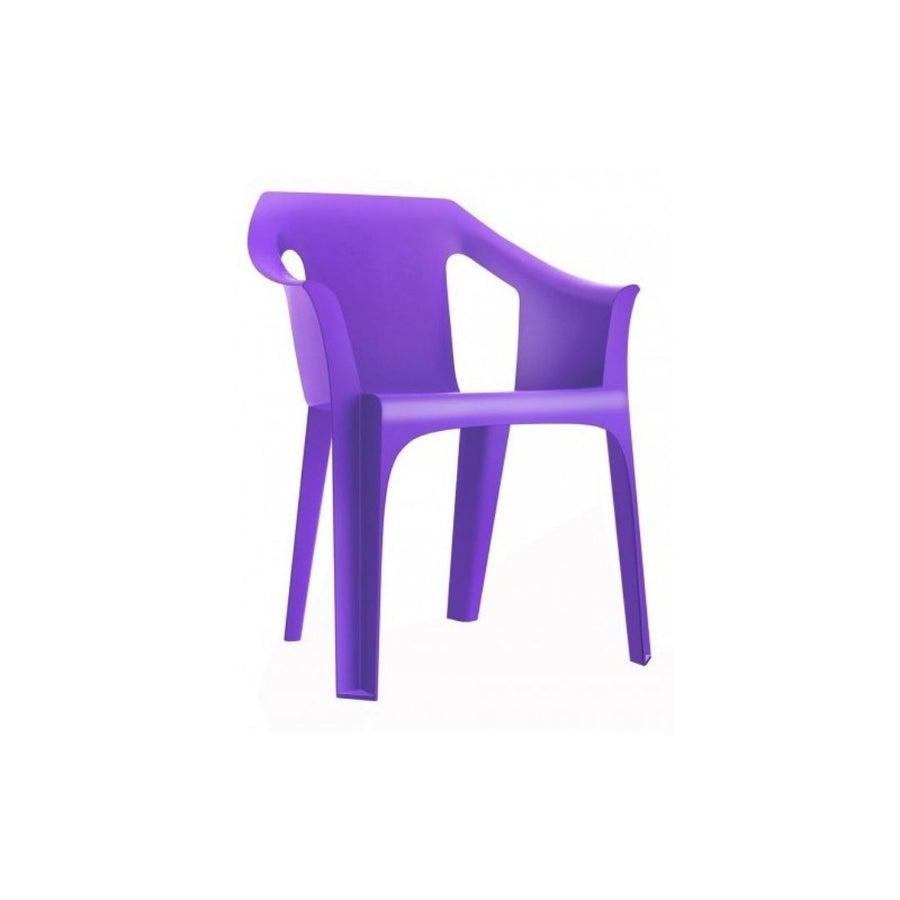 CHAIR WITH COOL ARMS