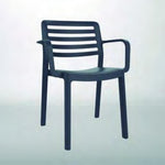 CHAIR WITH WIND ARMS
