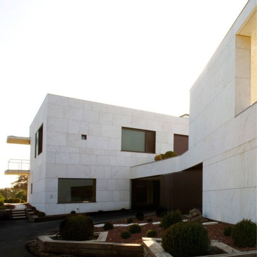 LIGHTEN MARBLE FACADE | FIBERGLASS PANEL