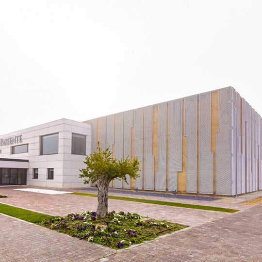 FACHADA DE METAL EXPANDIDO