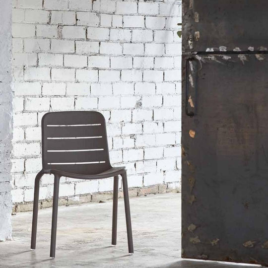 GINA CHAIR