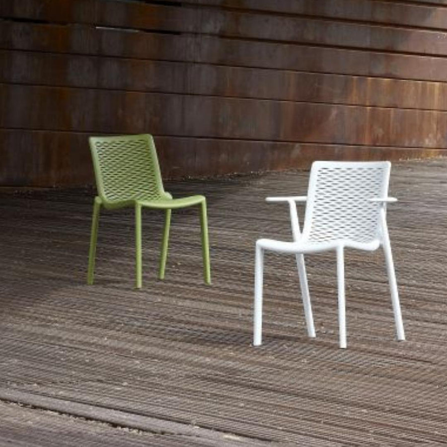 NET-KAT CHAIR WITH ARMS