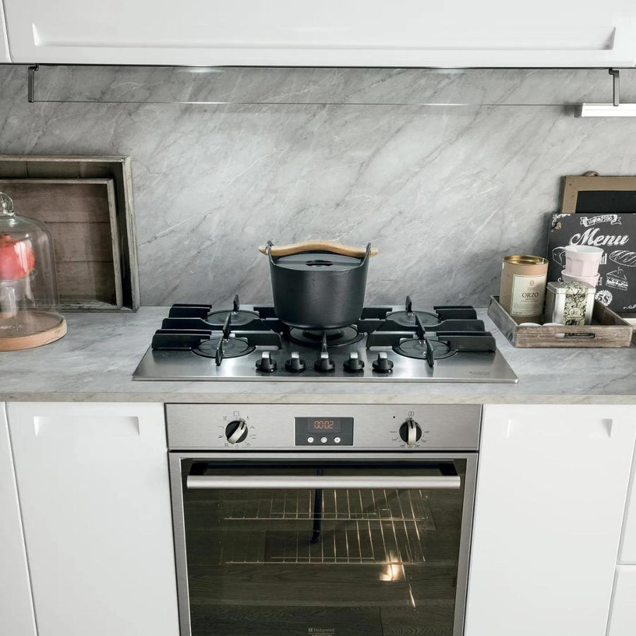 MODEL ISLAND 05 | MODERN KITCHENS