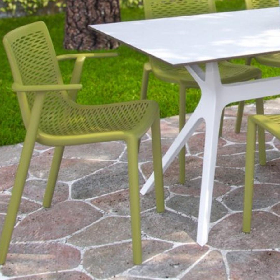 NET-KAT CHAIR WITH ARMS