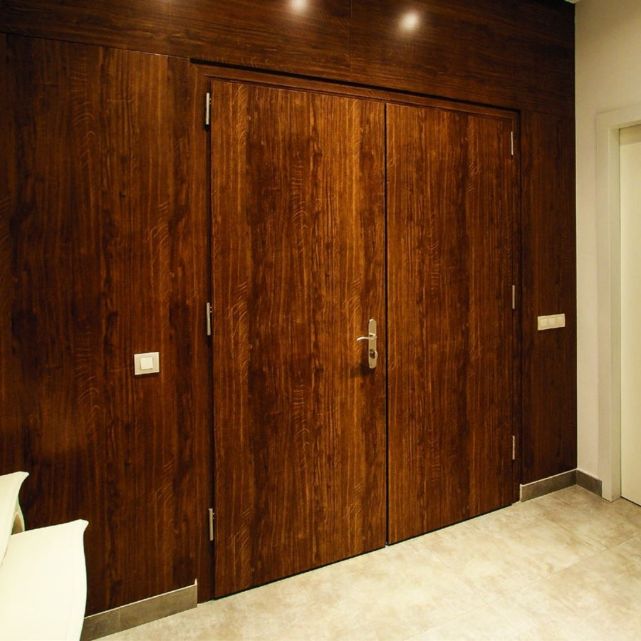 SMOOTH CONTEMPORARY RESIDENTIAL DOOR