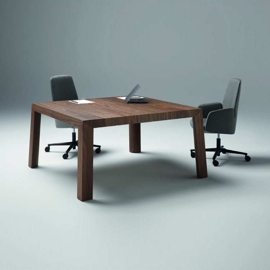 MEETING TABLE | TOLA &amp; CHANNEL SERIES