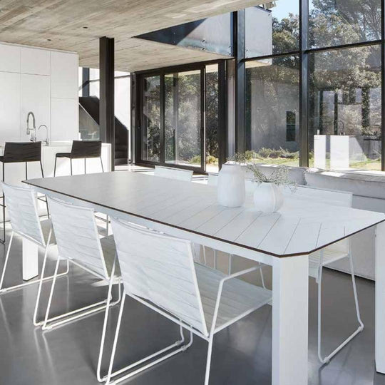 SILLA CON BRAZOS ESPIGA