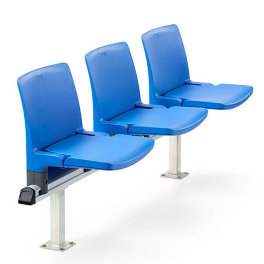 IZZY ARMCHAIR 322-323