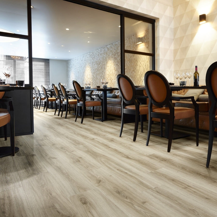 SUELO DE VINIL DE LUJO MODULEO 55 WOODS - ARQMAT
