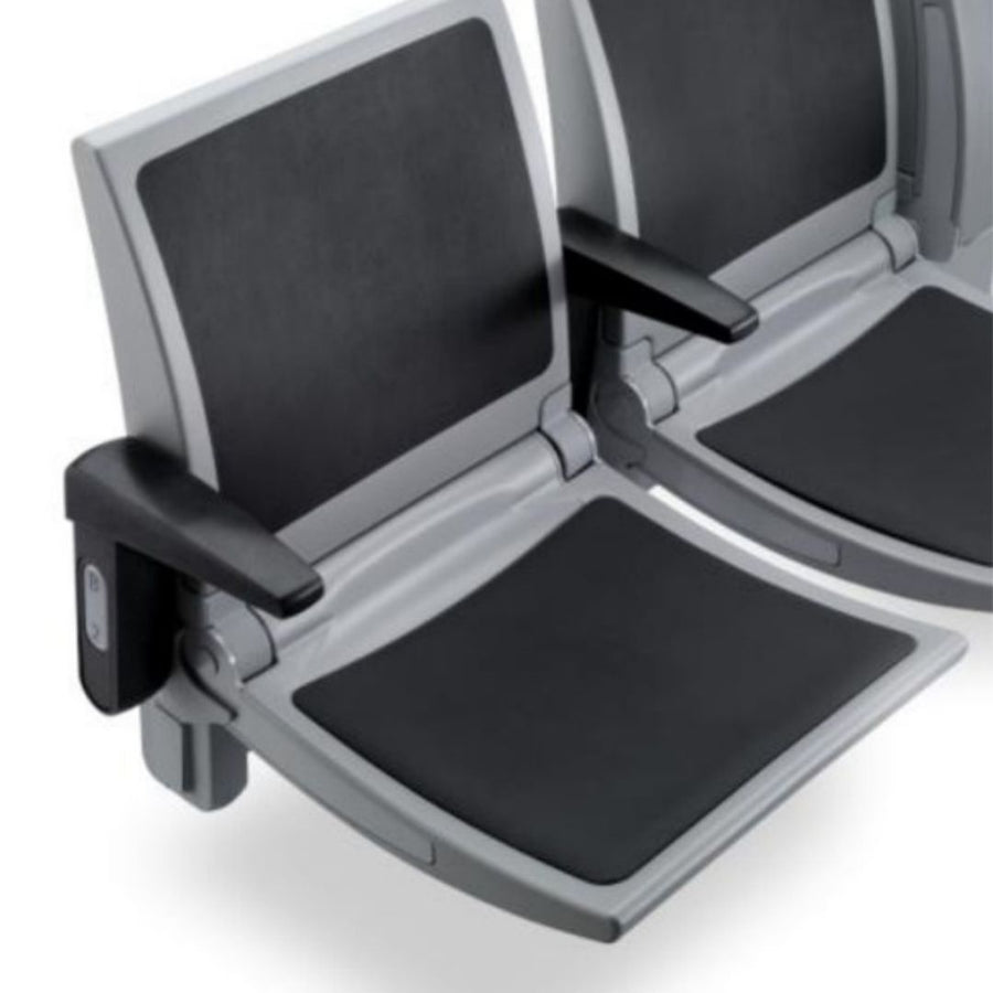 ARENA ARMCHAIR 302 BR