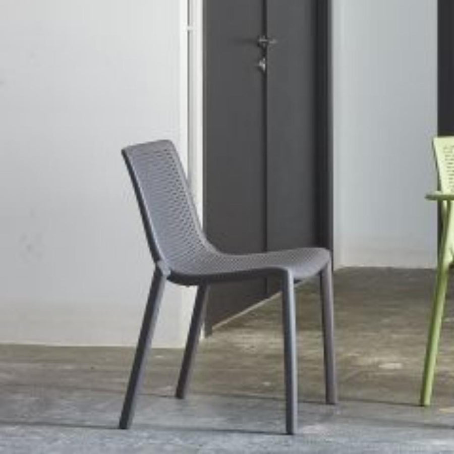BEEKAT CHAIR