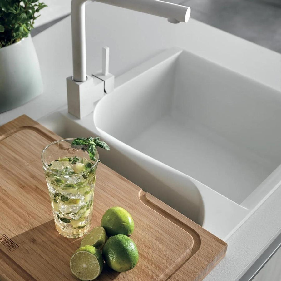 ESSENZA MODEL 02 | MODERN KITCHENS