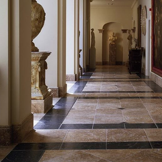 SUELO DE MÁRMOL OLIVILLO | TRAVERTINO - ARQMAT