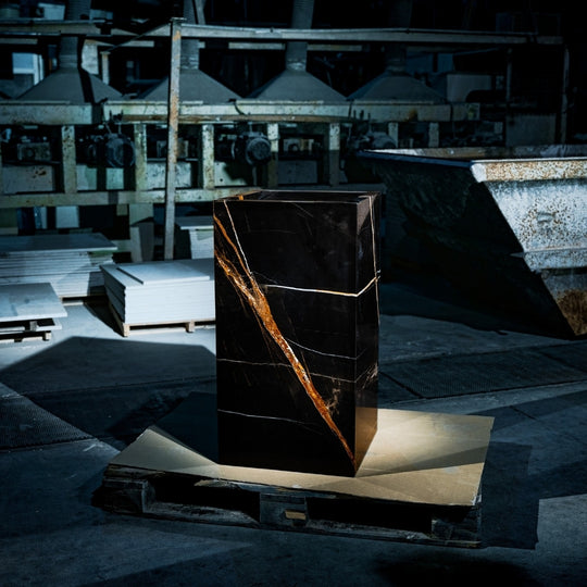 SUELO DE MÁRMOL MIRAGE | NEGRO - ARQMAT