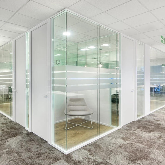 MAMPARA DIVISORIA LUX90 - ARQMAT