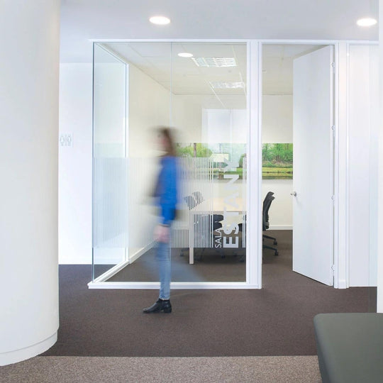 MAMPARA DIVISORIA LUX90 - ARQMAT