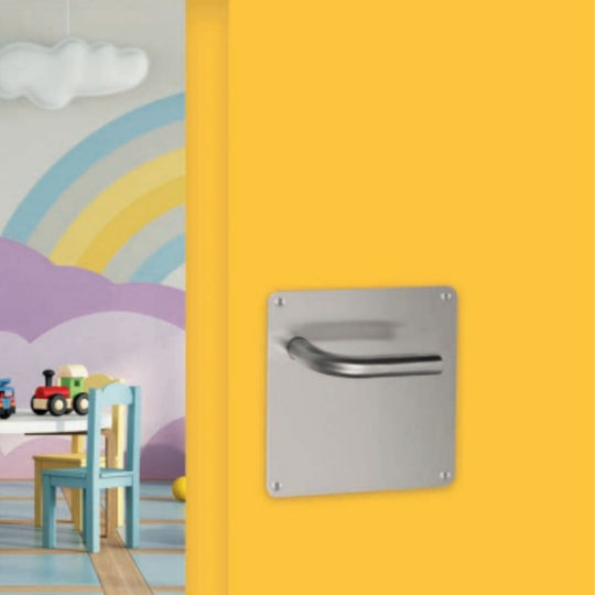 SOLID COLOR LAMINATED DOOR